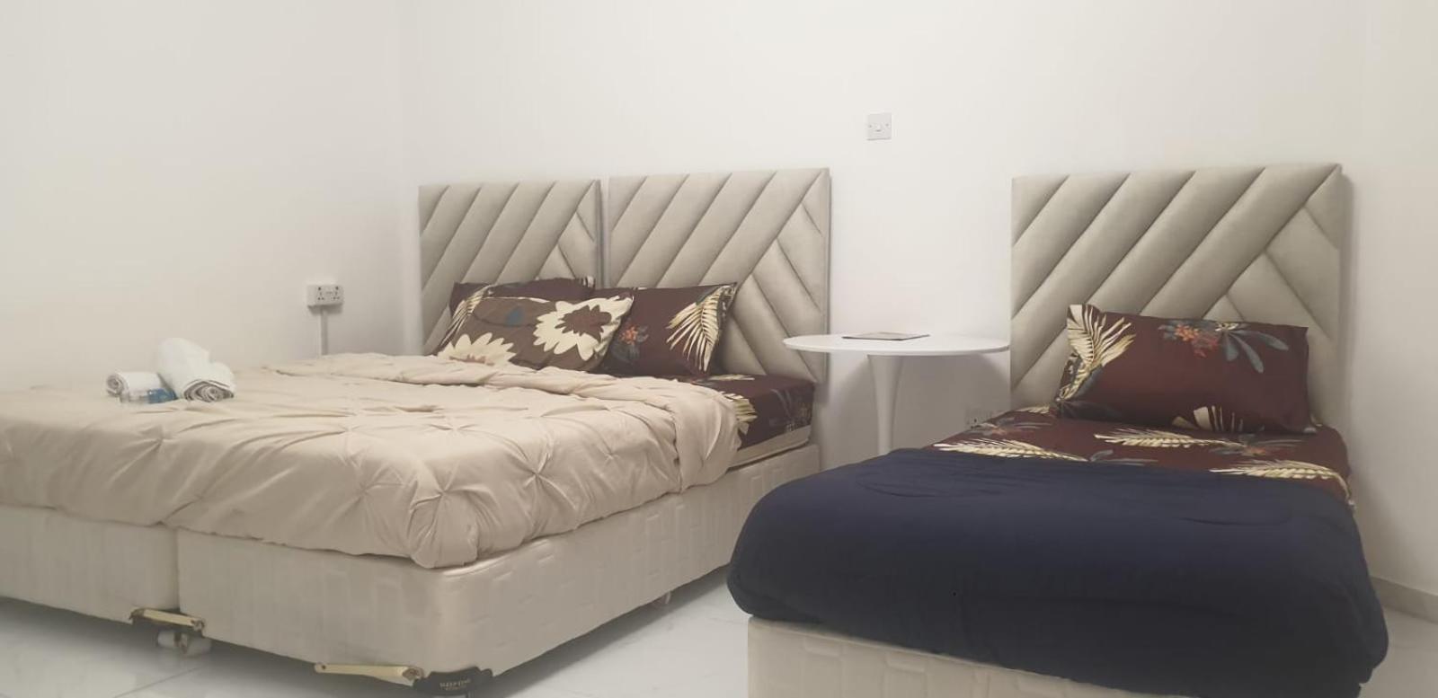 אבו דאבי International Abu-Dhabi Hostel Villa מראה חיצוני תמונה